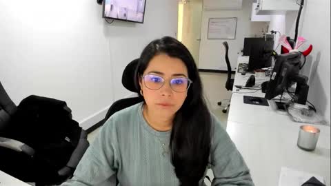 studcb_ online show from October 19, 2025, 8:53 pm