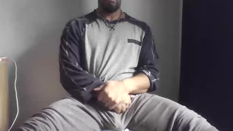 Ero online show from October 14, 2025, 9:32 am