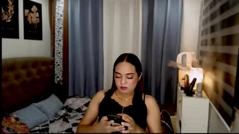 studqueendomi online show from April 16, 2026, 6:09 pm
