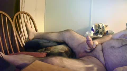Snapshot of stugots42 chatting on February 16, 2025, 8:22 pm stugots42 online show from February 16, 2025, 8:22 pm