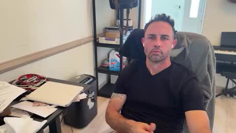 Simon online show from April 17, 2026, 6:55 pm