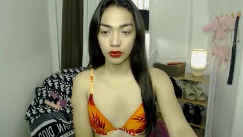 stunning__amber online show from November 9, 2025, 5:22 pm