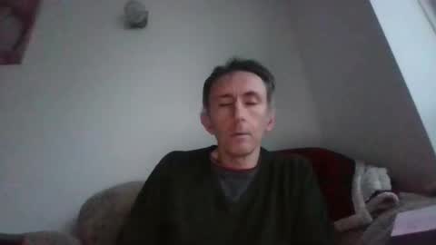 Snapshot of stuuuey73 chatting on December 9, 2024, 3:22 pm stuuuey73 online show from December 9, 2024, 3:22 pm