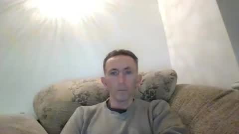 Snapshot of stuuuey73 chatting on December 27, 2024, 9:00 pm stuuuey73 online show from December 27, 2024, 9:00 pm