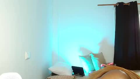 Snapshot of suannyklatten_ chatting on March 6, 2025, 11:25 am Suanny Klatten It is my account independent online show from March 6, 2025, 11:25 am