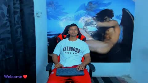 Snapshot of suarez_monkey chatting on December 5, 2024, 4:42 am suarez monkey online show from December 5, 2024, 4:42 am