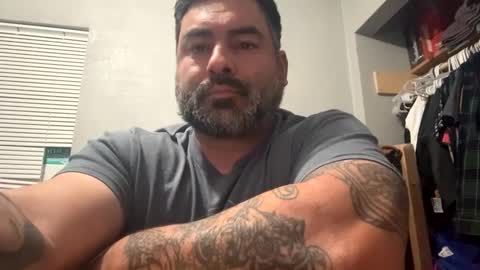 Snapshot of suavecito67 chatting on February 21, 2025, 3:12 am suavecito67 online show from February 21, 2025, 3:12 am