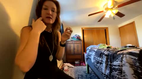 sub4you69brat online show from February 5, 2025, 6:59 pm