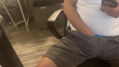 sub_boy221059 online show from April 1, 2026, 6:05 pm