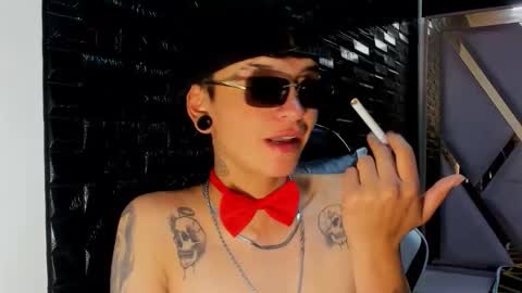 subgirlrs online show from November 8, 2025, 3:39 am