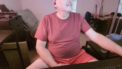 sublcr online show from November 9, 2025, 9:13 pm