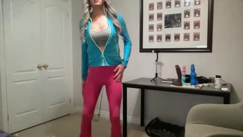 Sissy Isabella online show from May 24, 2026, 7:57 am
