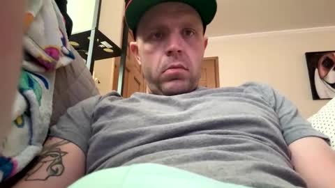Snapshot of submissivebrett381 chatting on June 6, 2026, 2:44 pm submissivebrett381 online show from June 6, 2026, 2:44 pm