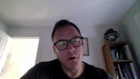The PIG online show from April 23, 2026, 6:21 pm