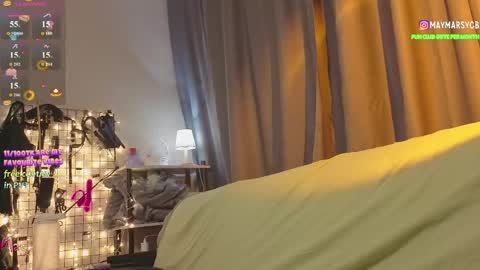 May online show from April 23, 2026, 9:06 pm