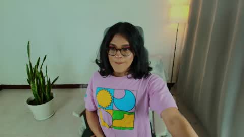 Snapshot of succubus_vitta chatting on May 14, 2026, 12:28 am Vitta online show from May 14, 2026, 12:28 am