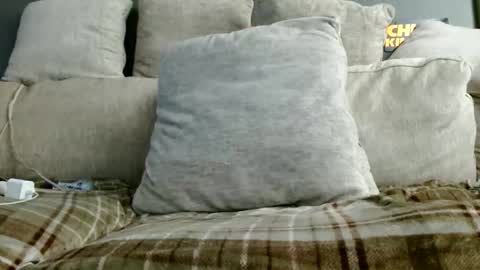 Snapshot of suckmywhitecock25 chatting on February 15, 2026, 6:15 pm suckmywhitecock25 online show from February 15, 2026, 6:15 pm