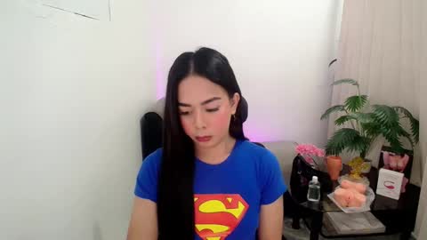 Snapshot of suequigaman chatting on February 11, 2026, 6:51 am Sue online show from February 11, 2026, 6:51 am