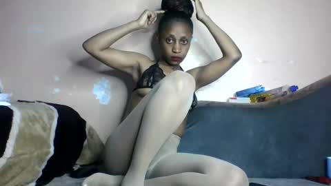 Snapshot of sugar_lace chatting on May 25, 2026, 9:43 pm sugar online show from May 25, 2026, 9:43 pm
