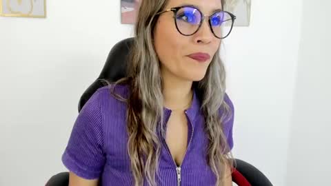 Snapshot of sugar_milff chatting on December 20, 2024, 2:49 pm sugar_milff online show from December 20, 2024, 2:49 pm