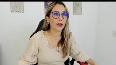 Snapshot of sugar_milff chatting on March 11, 2025, 1:56 pm sugar_milff online show from March 11, 2025, 1:56 pm