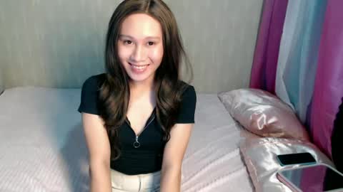 Snapshot of sugar_plum143 chatting on July 6, 2026, 10:01 am CRISSA online show from July 6, 2026, 10:01 am