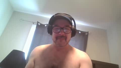Snapshot of sugarbear66 chatting on January 25, 2025, 8:53 pm Teddybear Richard online show from January 25, 2025, 8:53 pm