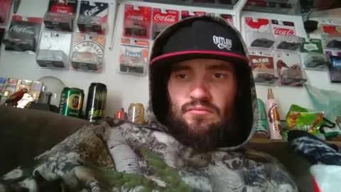 Snapshot of sugarbush696 chatting on October 17, 2025, 6:43 pm Sugarbush696 online show from October 17, 2025, 6:43 pm