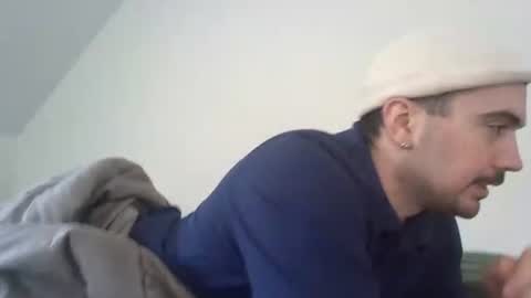 Snapshot of sugargay222 chatting on June 16, 2026, 6:21 pm Sugar online show from June 16, 2026, 6:21 pm