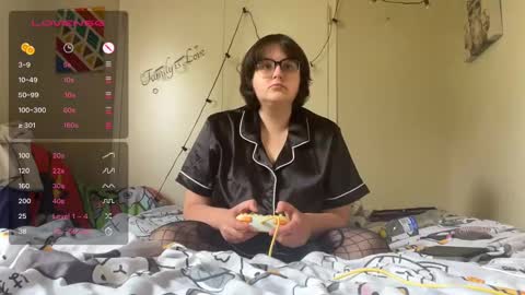 Snapshot of sugarstock chatting on September 23, 2025, 7:06 pm SugarStock online show from September 23, 2025, 7:06 pm