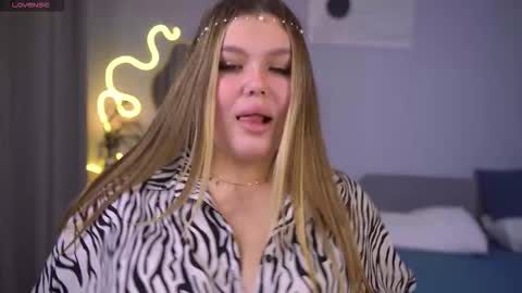 Snapshot of sugarwisp chatting on September 13, 2025, 3:56 pm Agata online show from September 13, 2025, 3:56 pm
