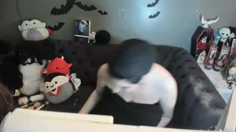 Sugary online show from November 30, 2025, 2:26 am