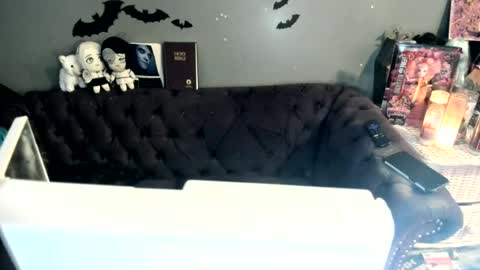 Snapshot of sugary_sweet chatting on June 24, 2026, 9:25 pm Sugary online show from June 24, 2026, 9:25 pm