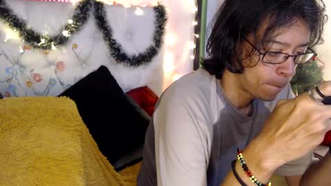 suggabrown_ online show from December 15, 2024, 5:13 am