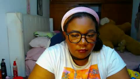 Cami   Back in 2 hours online show from January 21, 2025, 5:27 am