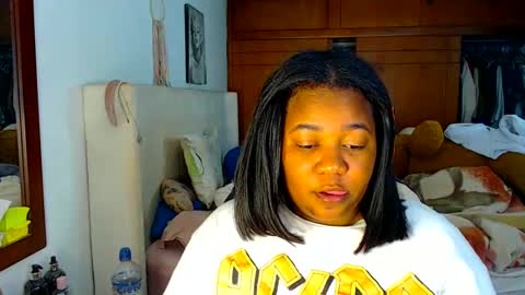 Cami   Back in 2 hours online show from September 17, 2025, 4:25 am