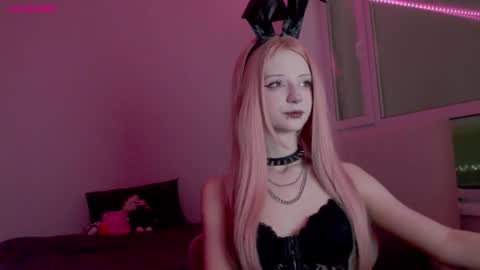 Yunoo   online show from January 9, 2026, 8:54 pm