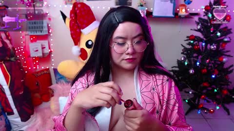 Suimi online show from December 1, 2024, 4:29 pm