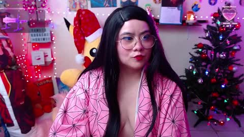 Suimi online show from December 1, 2024, 9:15 pm