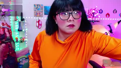 Suimi online show from March 8, 2025, 10:45 pm