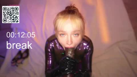 Lika ginger  Jessy blond   online show from February 2, 2026, 3:38 am