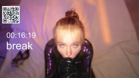 Lika ginger  Jessy blond   online show from February 17, 2026, 3:03 am