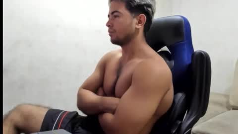 sukuna_hara online show from October 17, 2025, 3:47 pm