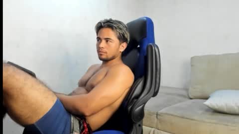 sukuna_hara online show from October 22, 2025, 2:12 am