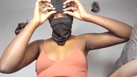 maskedtemptress online show from October 15, 2025, 6:02 am