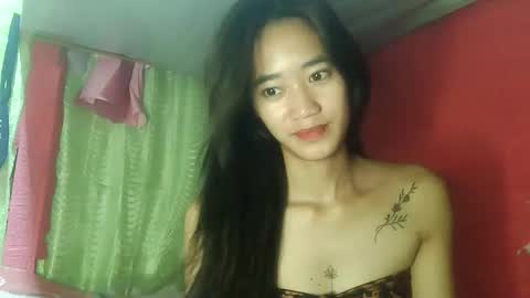 Snapshot of sultrygirl69 chatting on October 13, 2025, 11:27 pm ANNA online show from October 13, 2025, 11:27 pm