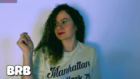 Snapshot of sultrysecrets_ chatting on October 17, 2025, 6:54 pm Ann online show from October 17, 2025, 6:54 pm