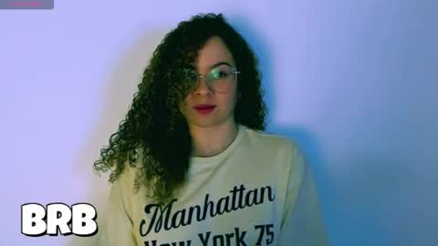 Snapshot of sultrysecrets_ chatting on February 10, 2026, 9:19 pm Ann online show from February 10, 2026, 9:19 pm