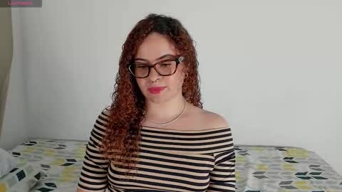 Snapshot of sultrysecrets_ chatting on February 17, 2026, 9:54 pm Ann online show from February 17, 2026, 9:54 pm
