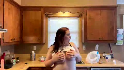 sum - maybe  online show from September 23, 2025, 9:07 pm